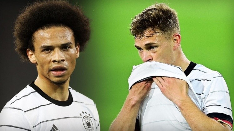  法兰克福主帅赛后批评裁判尺度  