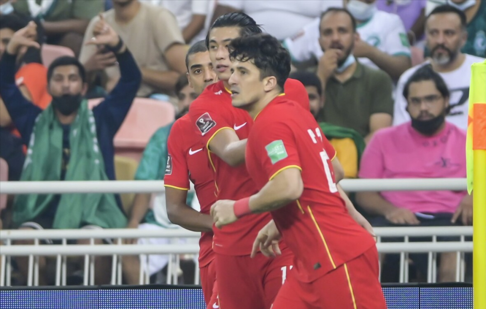  马赛德比战惊险逼平，双方门将神扑成就经典对决